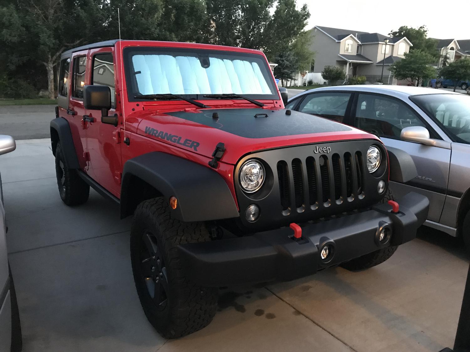 Coverking JP7156Z65 Custom Sunshield for 07 18 Jeep