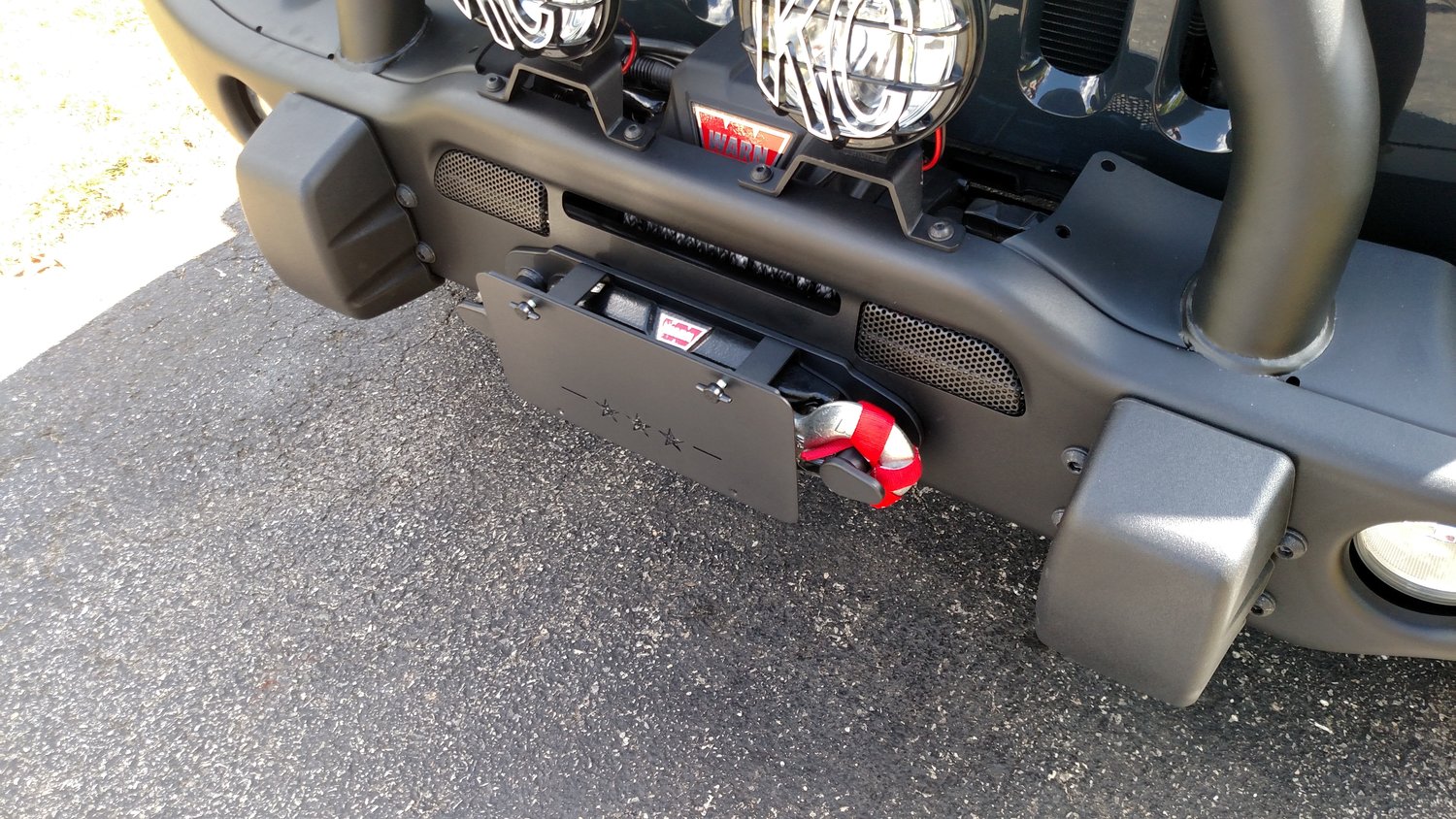 Maximus 3 Front License Plate Mounting Brackets For 13 18