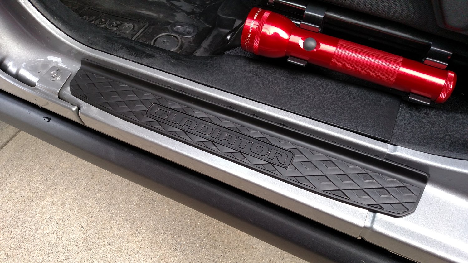 Mopar Entry Guards for 2020 Jeep Gladiator JT Quadratec