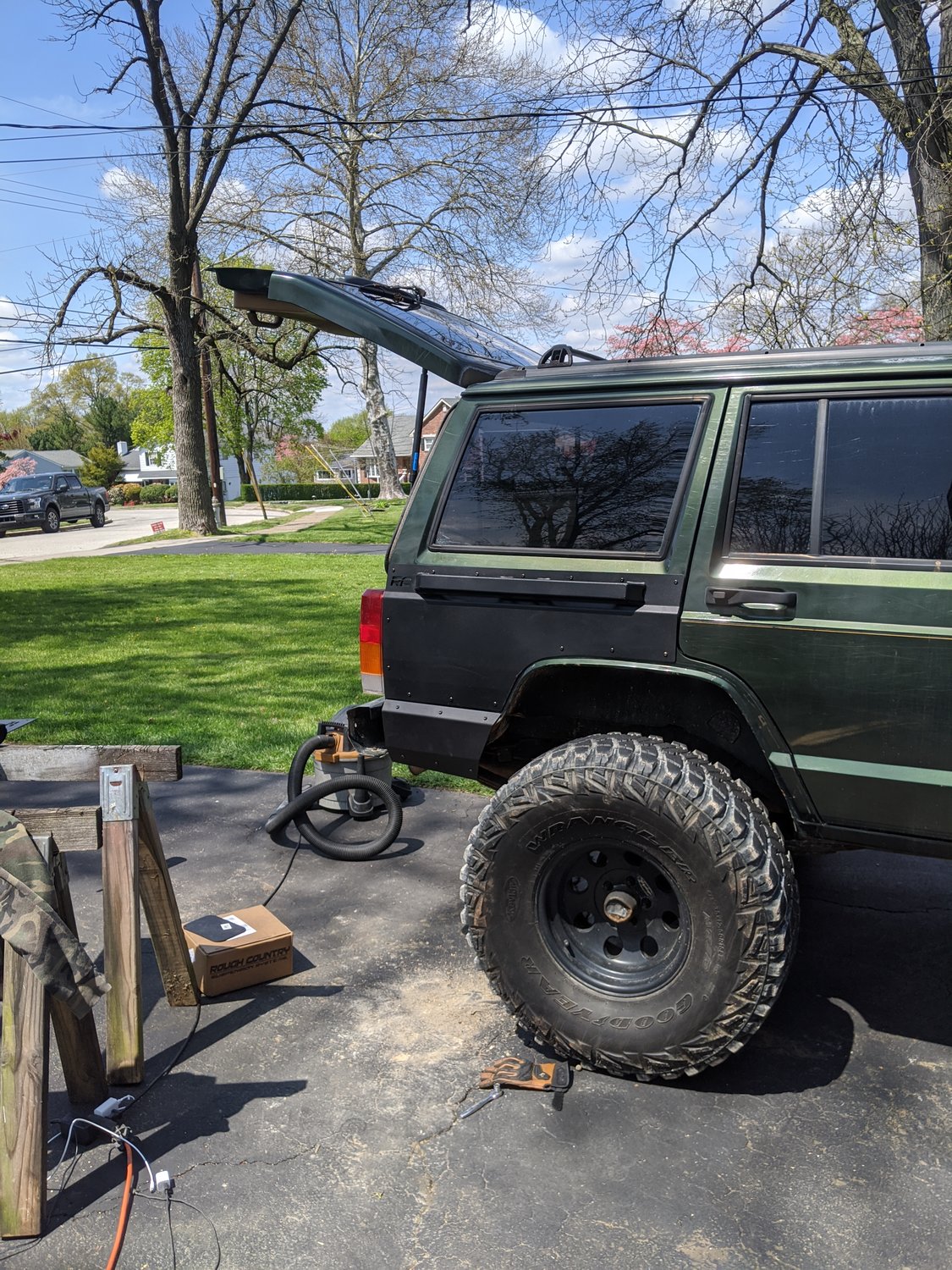 Rough Country 10581 Front & Rear Quarter Panel Armor for 9701 Jeep