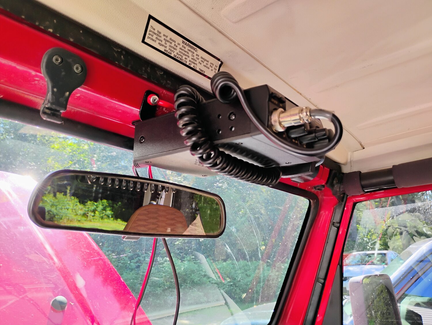 Rugged Ridge 13551.08 CB Radio Windshield Mount for 9702 Jeep Wrangler