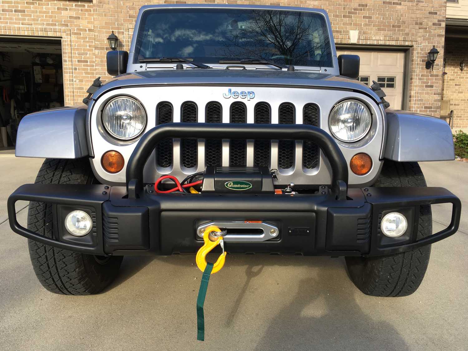 TACTIK Front Bumper with Over Rider Hoop & Q9500is Self Recovery Winch