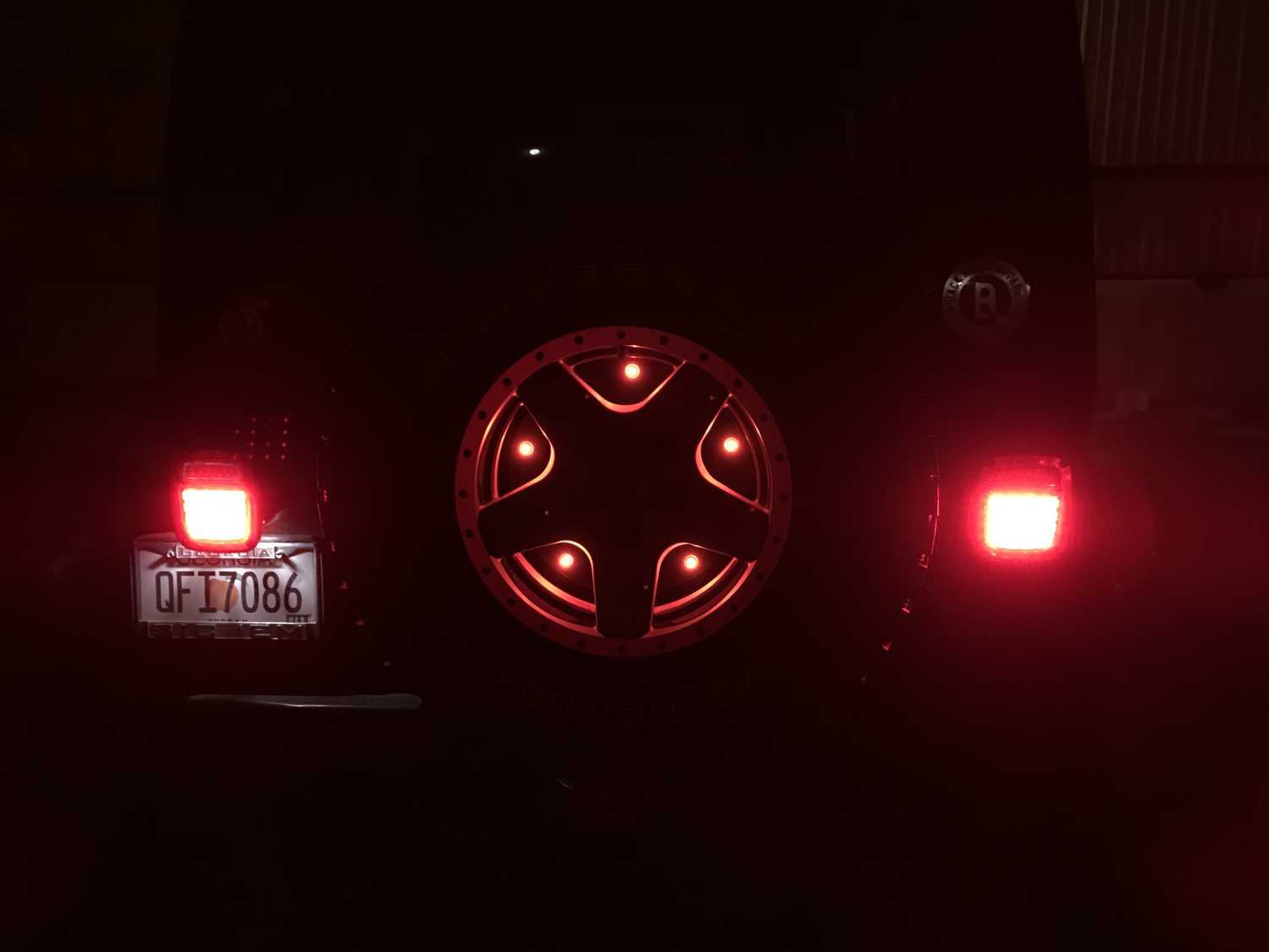 Quadratec LED Tail Light Kit for 0106 Jeep Wrangler TJ & Unlimited Quadratec