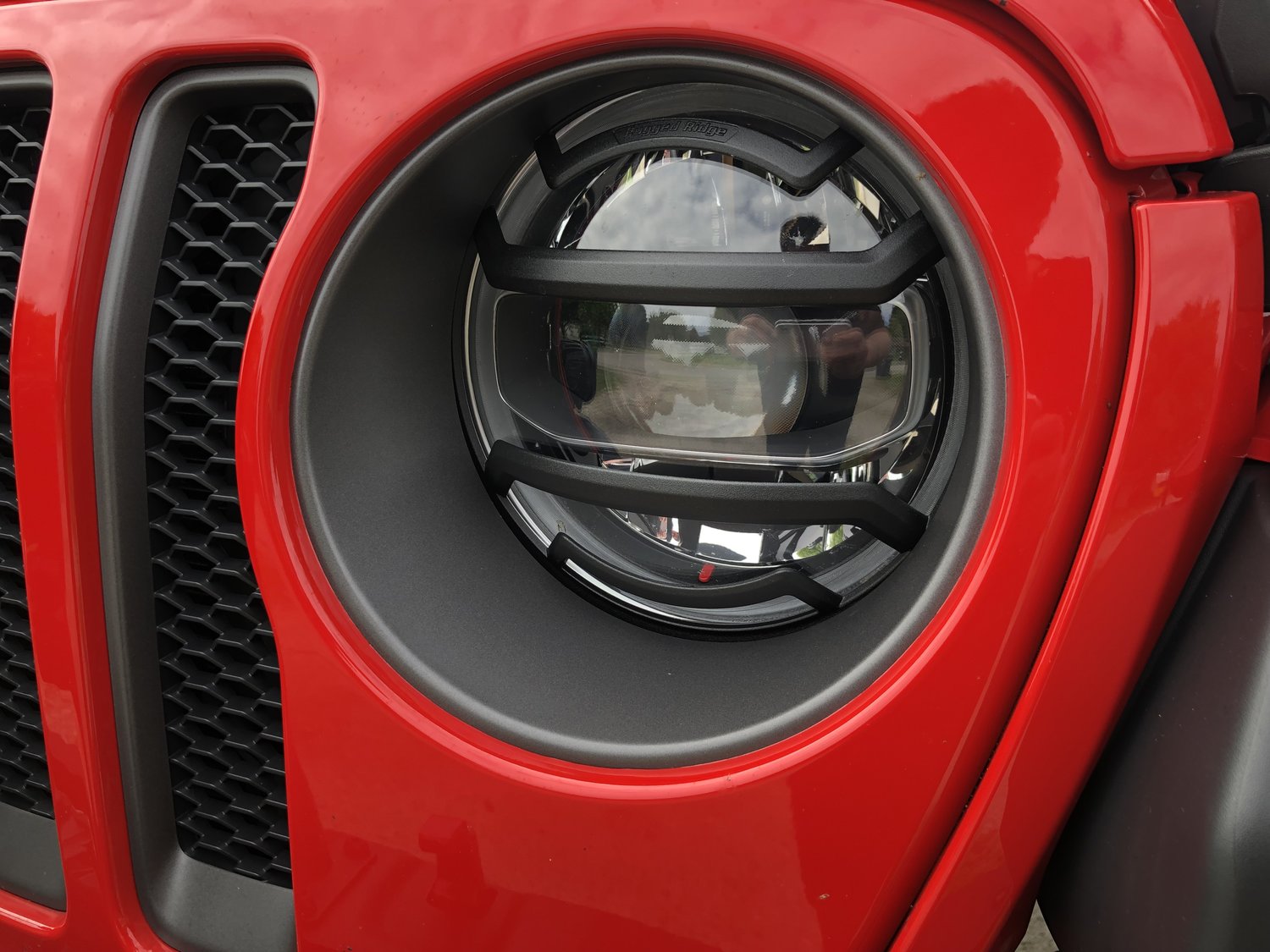 Rugged Ridge 11230.21 Elite Headlight Guards for 18-20 Jeep