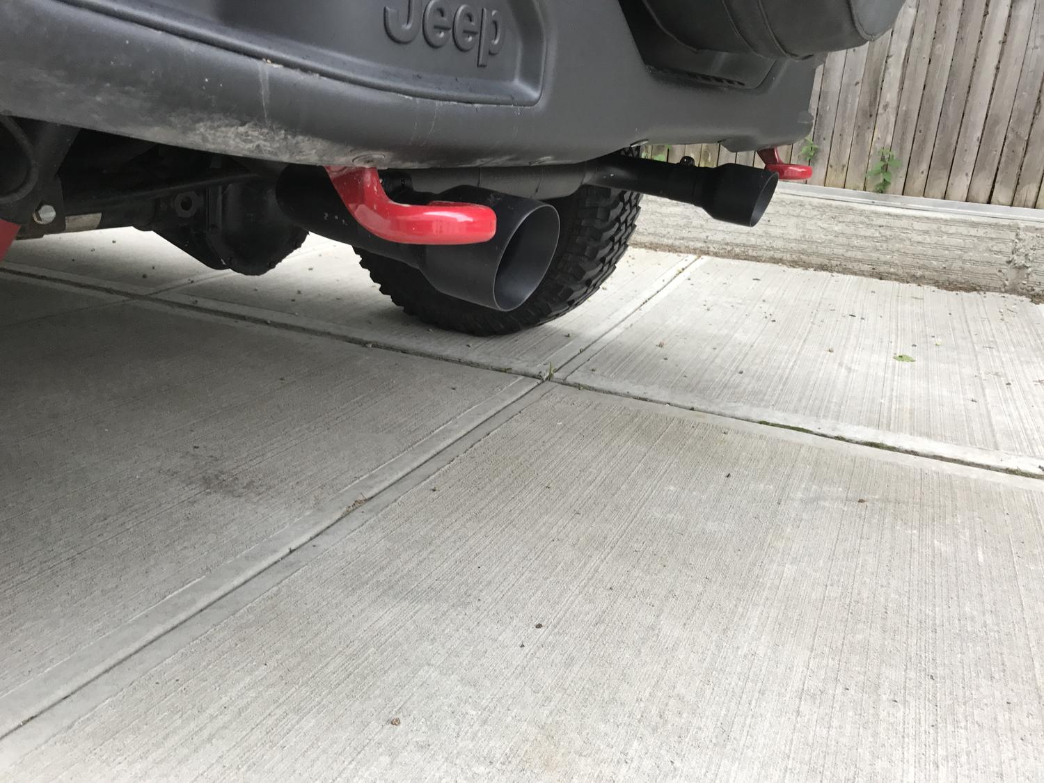 Flowmaster 817755 Outlaw Axle Back for 0718 Jeep Wrangler JK Quadratec