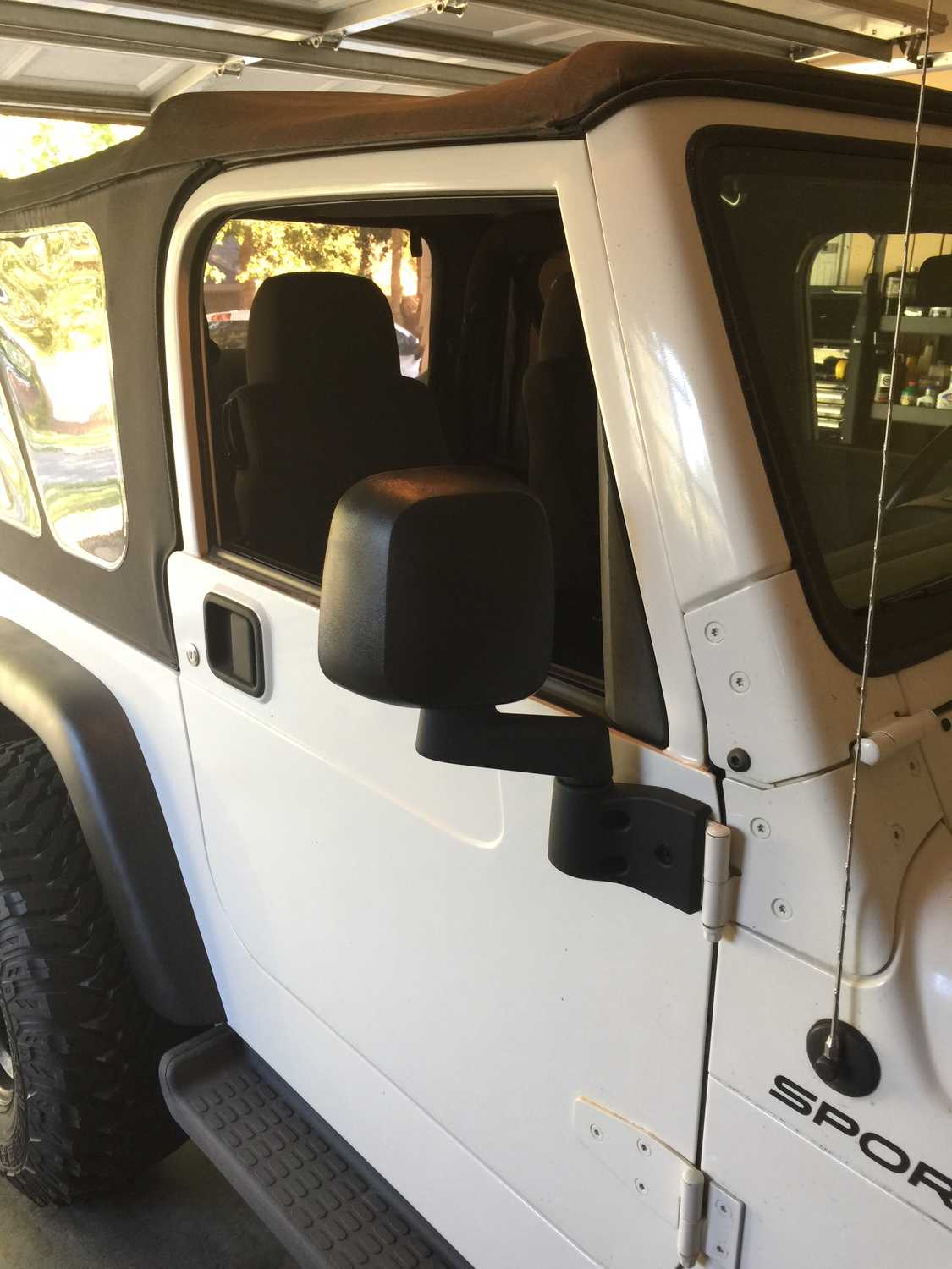 Bestop 5126101 HighRock 4X4 0306 Factory Styling Replacement Mirrors