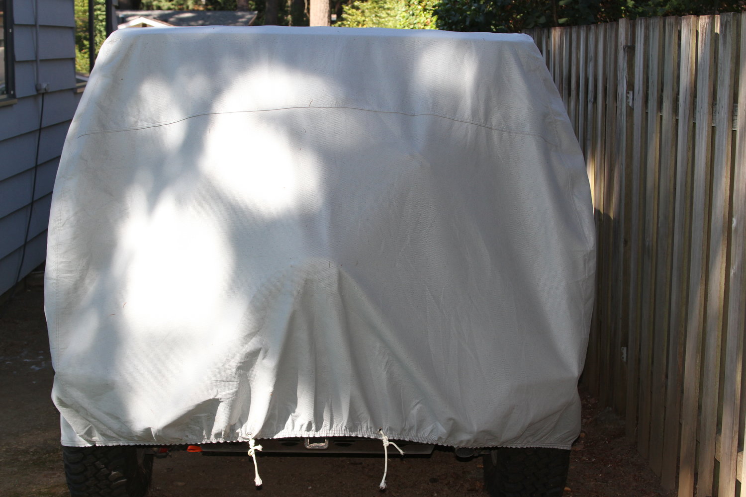 Quadratec Softbond 5Layer Full Car Cover for 0722 Jeep Wrangler JK