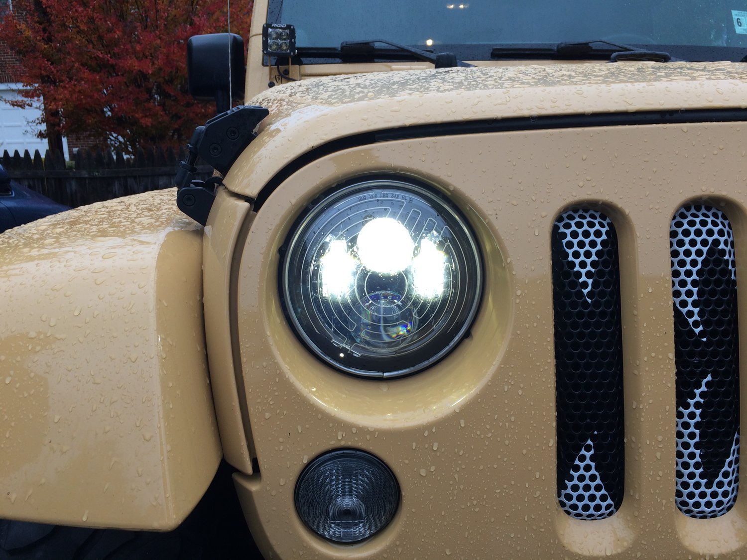 Quadratec Premium Heated LED Projector Beam Headlights for 0718 Jeep
