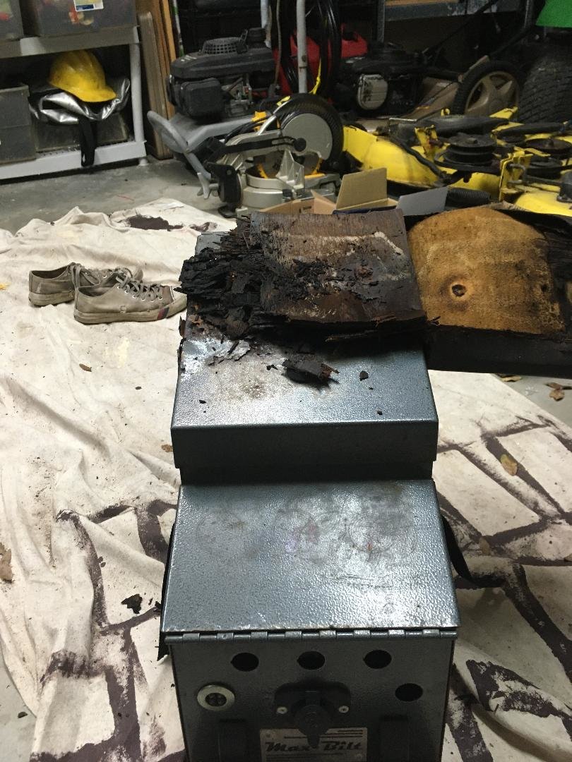 Crown Automotive RT27056 Locking Center Console for 8795 Jeep Wrangler