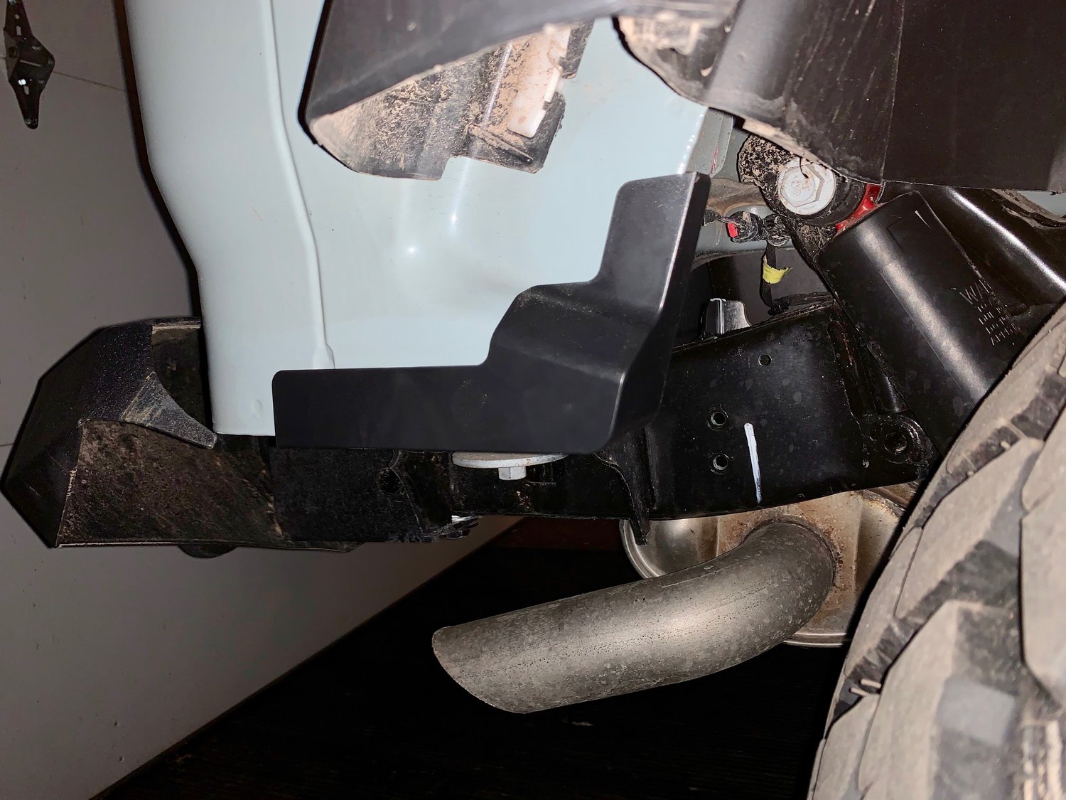 Fishbone Offroad FB13138 Rear Quarter Panel Chip Guards for 1820 Jeep