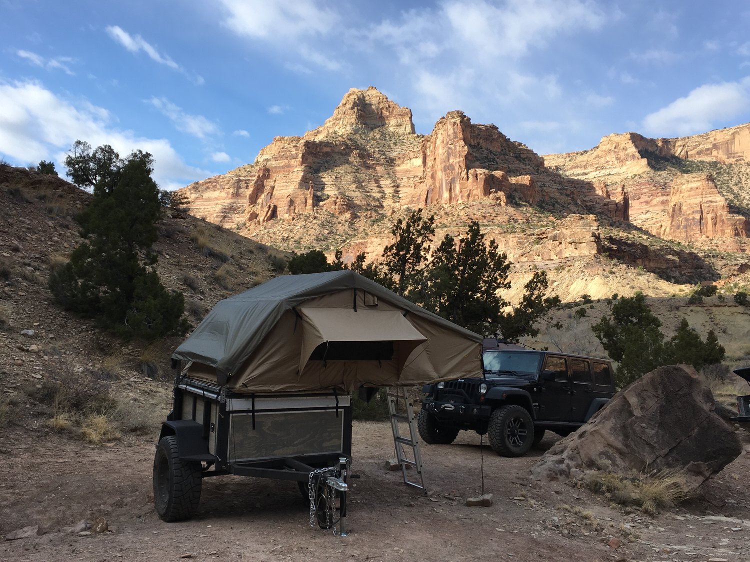 Smittybilt 2883 Overlander XL Tent Quadratec