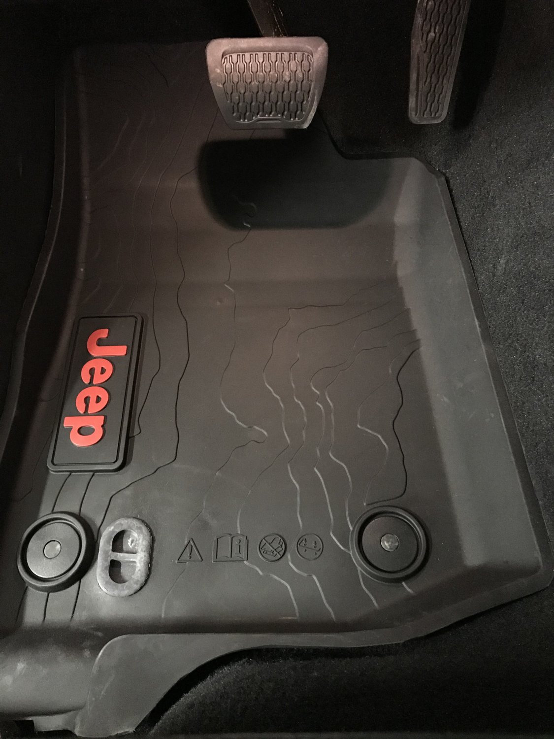 Mopar 82216625AA AllWeather Front & Rear Floor Liner Pair for 1822