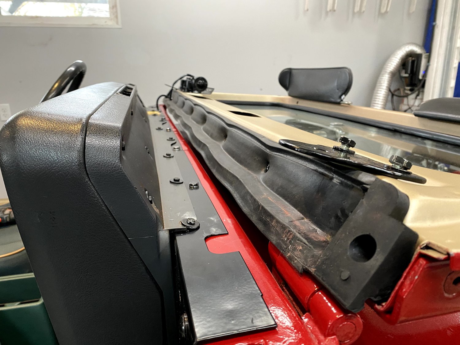 SUPPORTO PER TELAIO parabrezza Jeep Willys Regolazione braccio sinistro SUPPORTO PER TELAIO parabrezza Jeep Willys Regolazione braccio sinistro