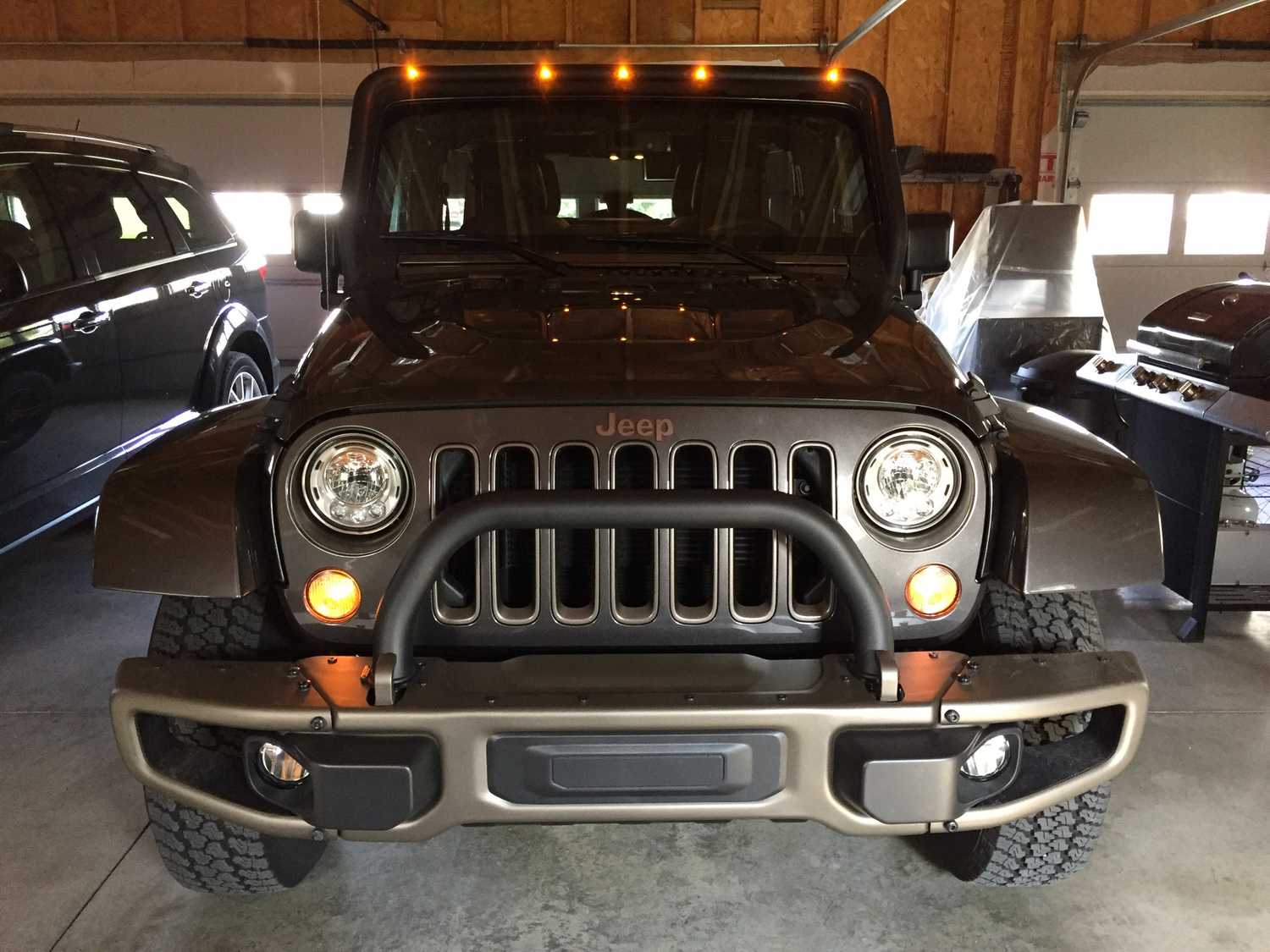 Rugged Ridge 11232 21 Windshield Mount Light Bar In