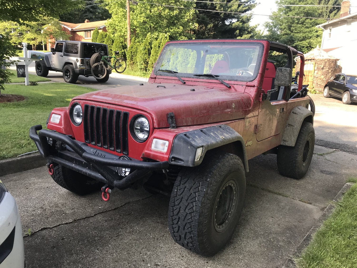 Quadratec Winch Ready Bull Bar Front Bumpers for 9706 Jeep Wrangler TJ