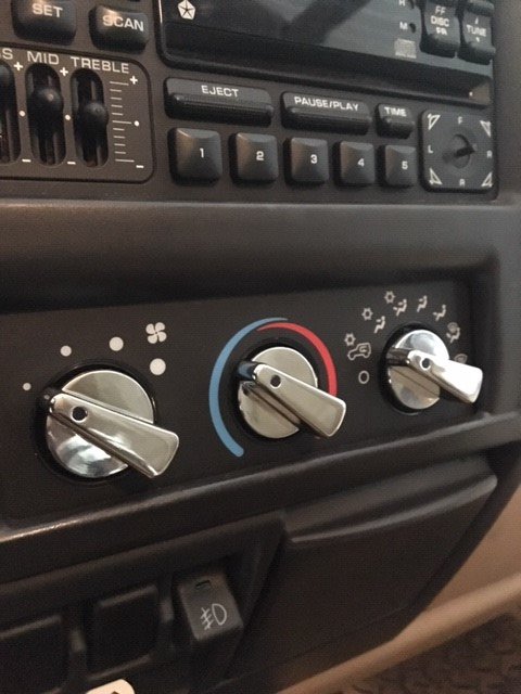 Rugged Ridge Billet Aluminum Climate Control Knobs For 98