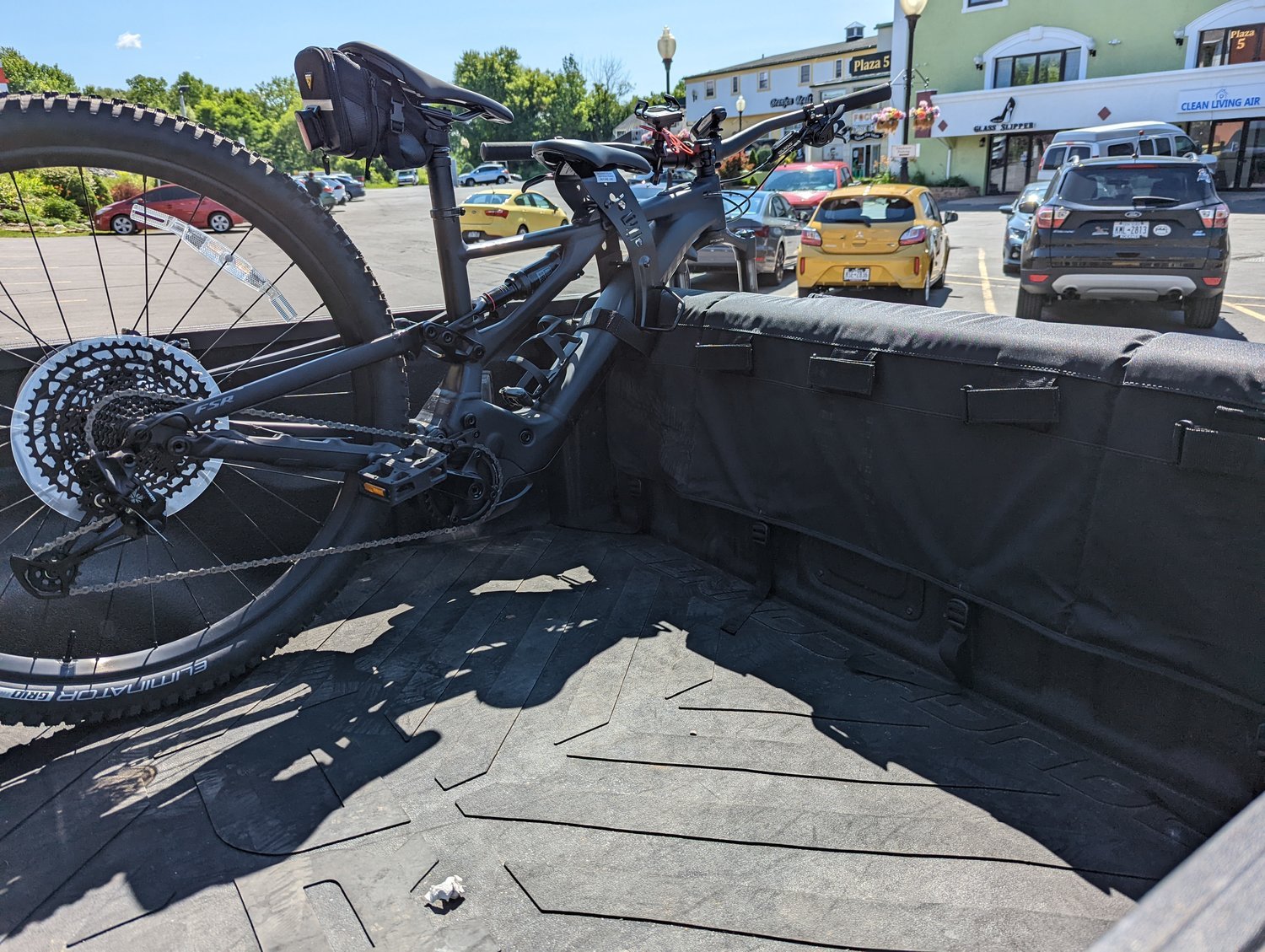 jeep gladiator tailgate bike pad