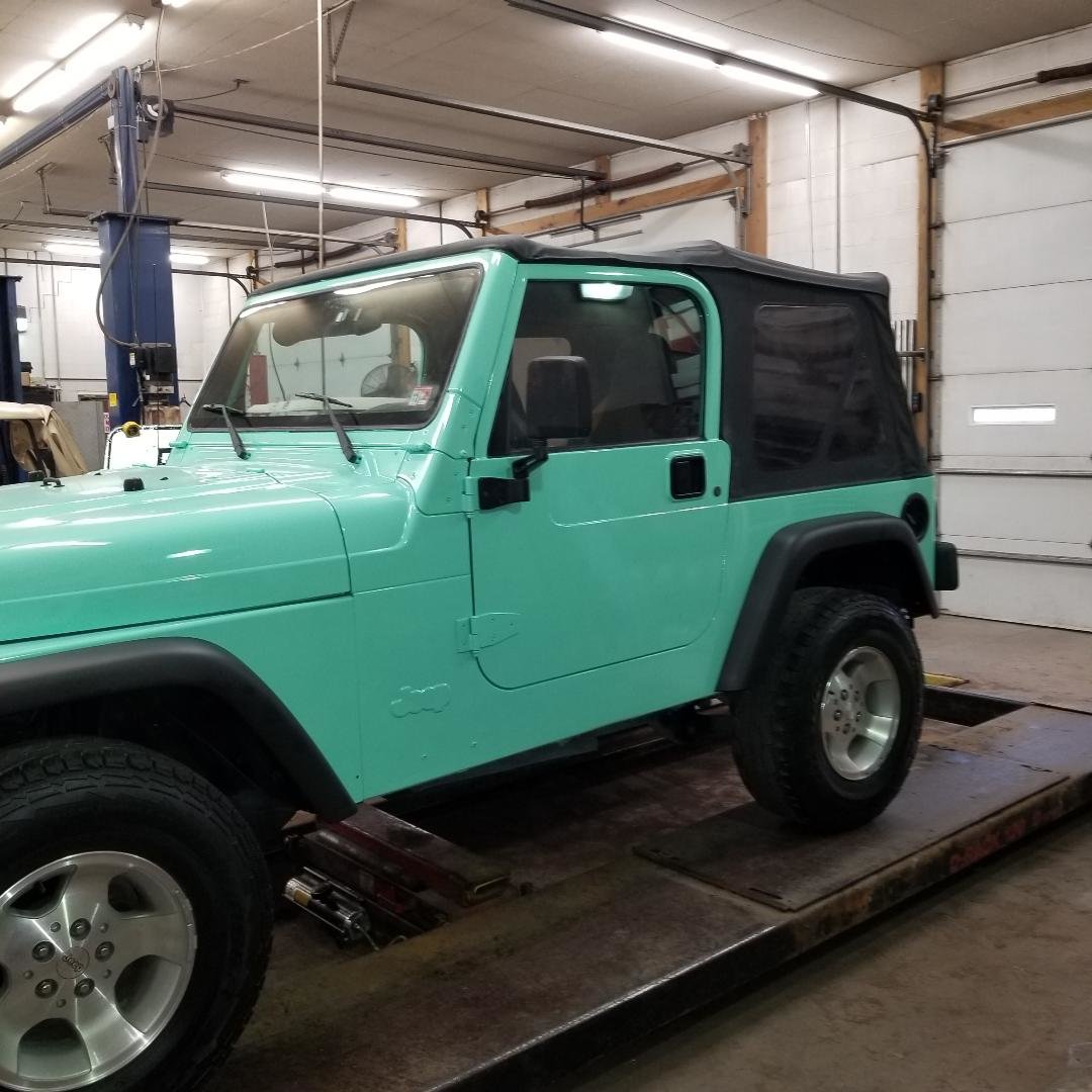 OMIX Full Steel Door Handle for 97-06 Jeep Wrangler TJ and