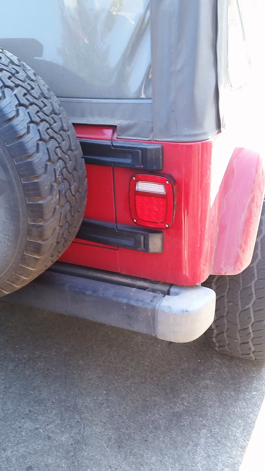 Quadratec Led Tail Light Kit For 01 06 Jeep Wrangler Tj