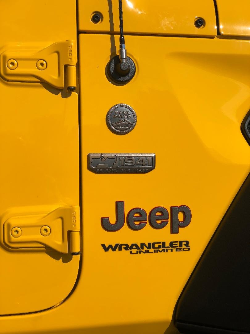 JEEP WRANGLER GRAND CHEROKEE WILLYS 75TH ANNIVERSARY EMBLEM BADGE 1941 JEEP WRANGLER GRAND CHEROKEE WILLYS 75TH ANNIVERSARY EMBLEM BADGE 1941