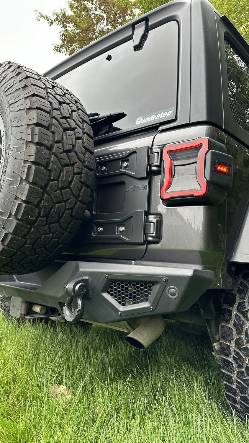 Carnivore Spare Tire Reinforcement Bracket Kits for 1824 Jeep Wrangler JL Quadratec