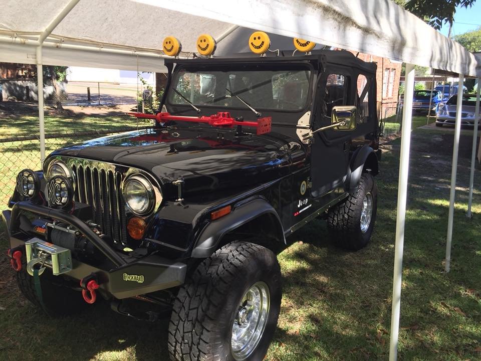 CARR 210881 XRS Rota Light Bar in Black Powder Coat for 7686 Jeep CJ7