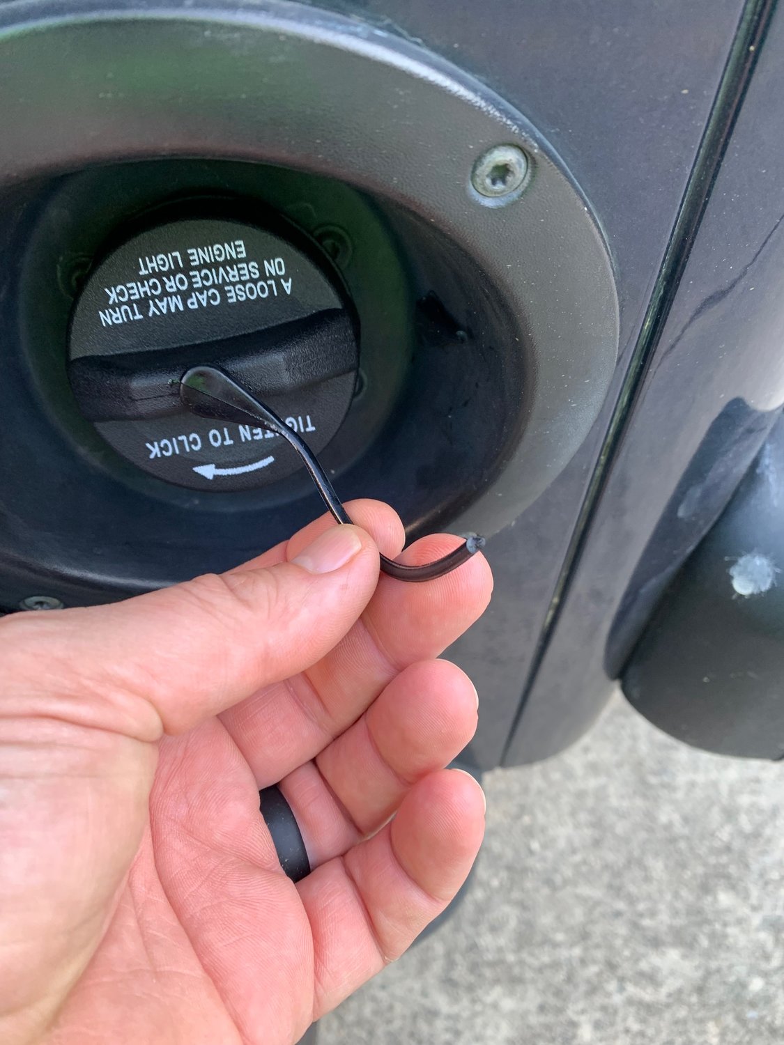 Crown Automotive 52030387AB NonLocking Gas Cap for 0118 Jeep Wrangler