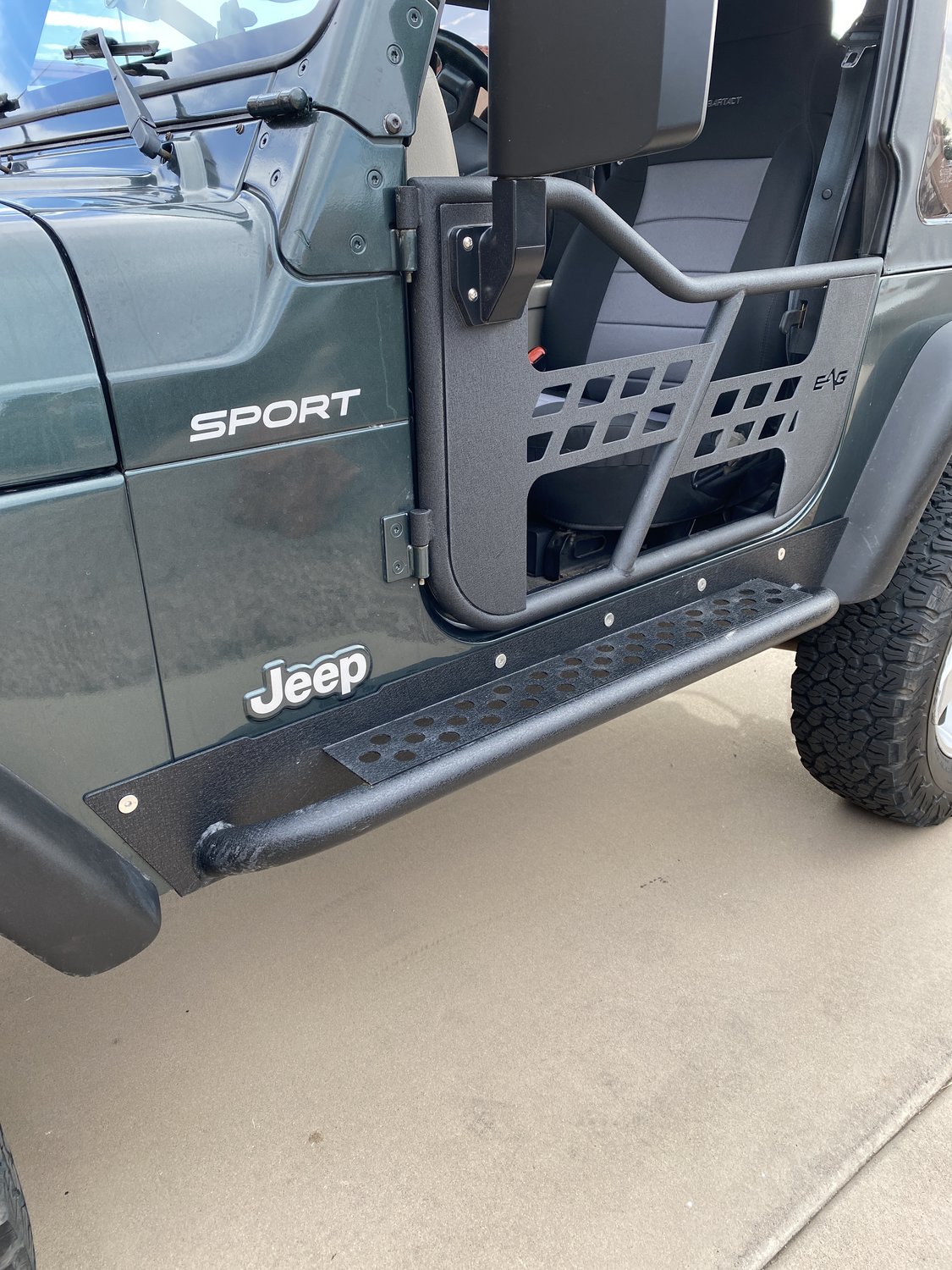 Fishbone Offroad Rock Sliders for 97-06 Jeep Wrangler TJ | Quadratec