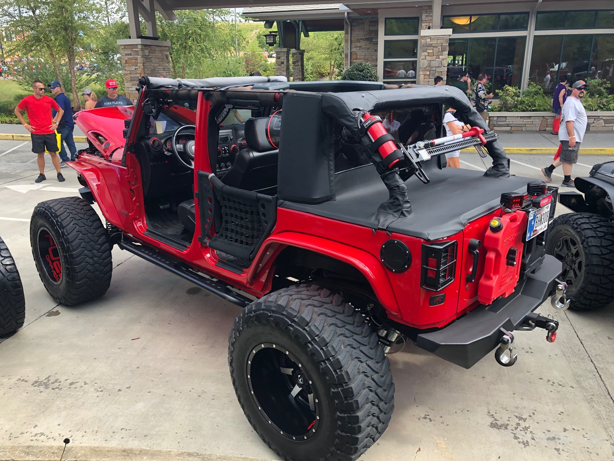 Jeep Invasion Pigeon 2024 Cilka Pollyanna