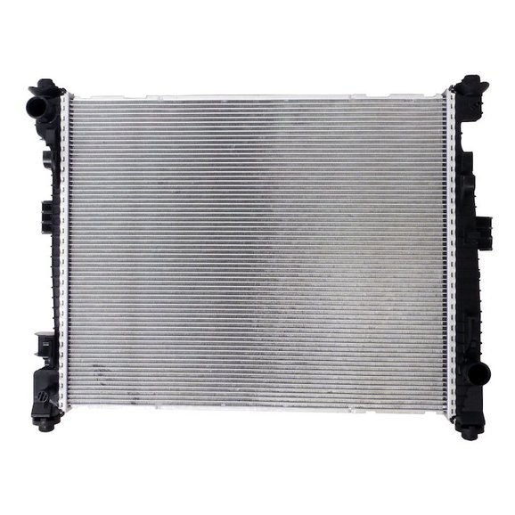 Crown Automotive Radiator Crown Automotive 68244867AA Radiator for 16-19 Jeep Grand Cherokee WK with 3.6L Engine