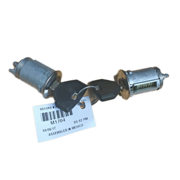 AccuPart Jeep Door Locks Set AccuPart Jeep Door Locks Set for 95-01 Jeep Wrangler YJ, TJ, 95-97 Cherokee XJ, & 95 Grand Cherokee ZJ