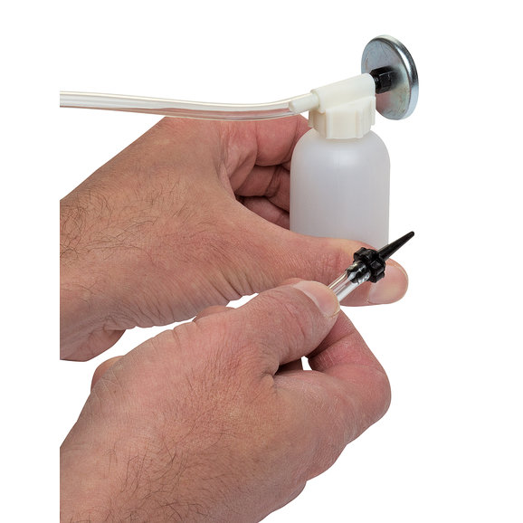 Eastwood 31631 Fluid Catch Bottle Quadratec