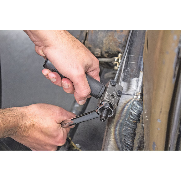 Eastwood 31244 On Car Brake Line Flaring Tool for 3/16 Tubing Quadratec