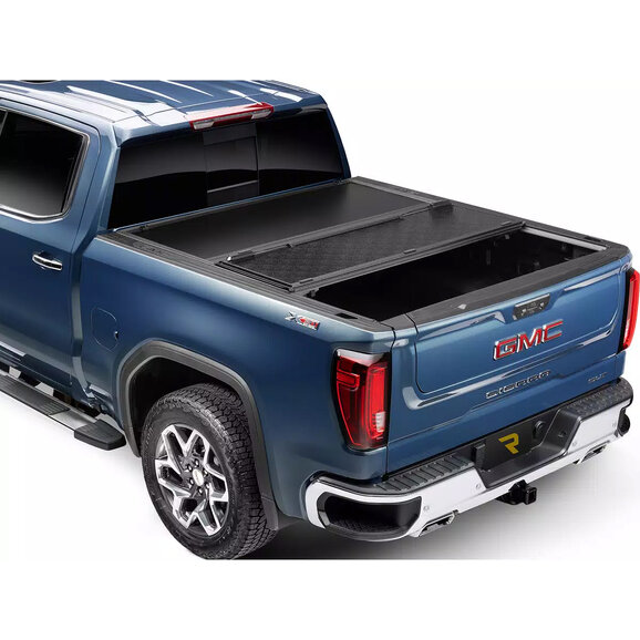 RealTruck Undercover Select Hard Folding Tonneau Cover RealTruck Undercover SL34010 Select Hard Folding Tonneau Cover for 20-25 Jeep Gladiator JT