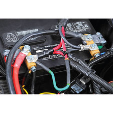 How to Replace Your Jeep Wrangler Battery and Upgrade Terminals | Quadratec