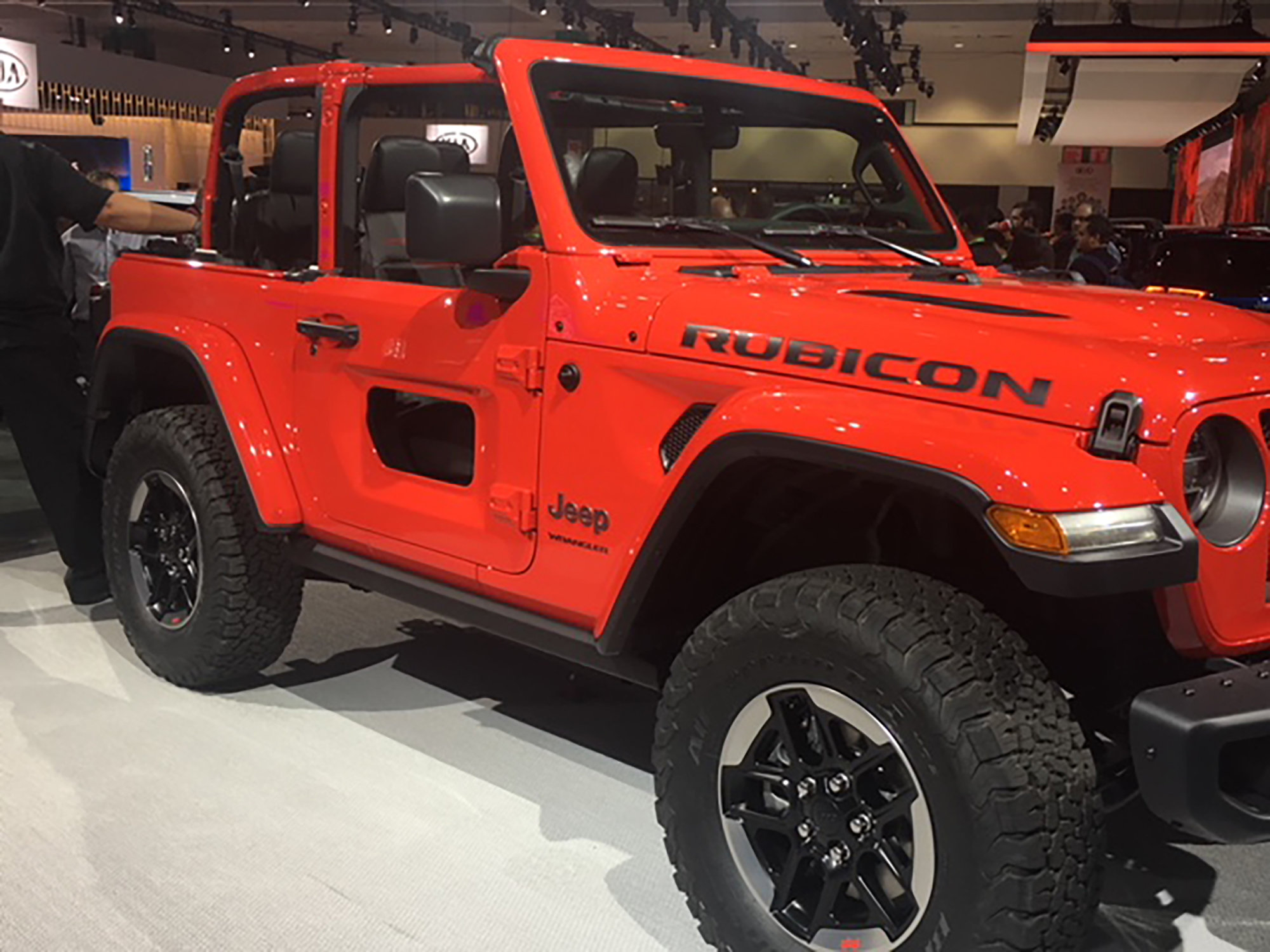 donut-doors-not-in-the-oven-for-jeep-wrangler-jl-quadratec