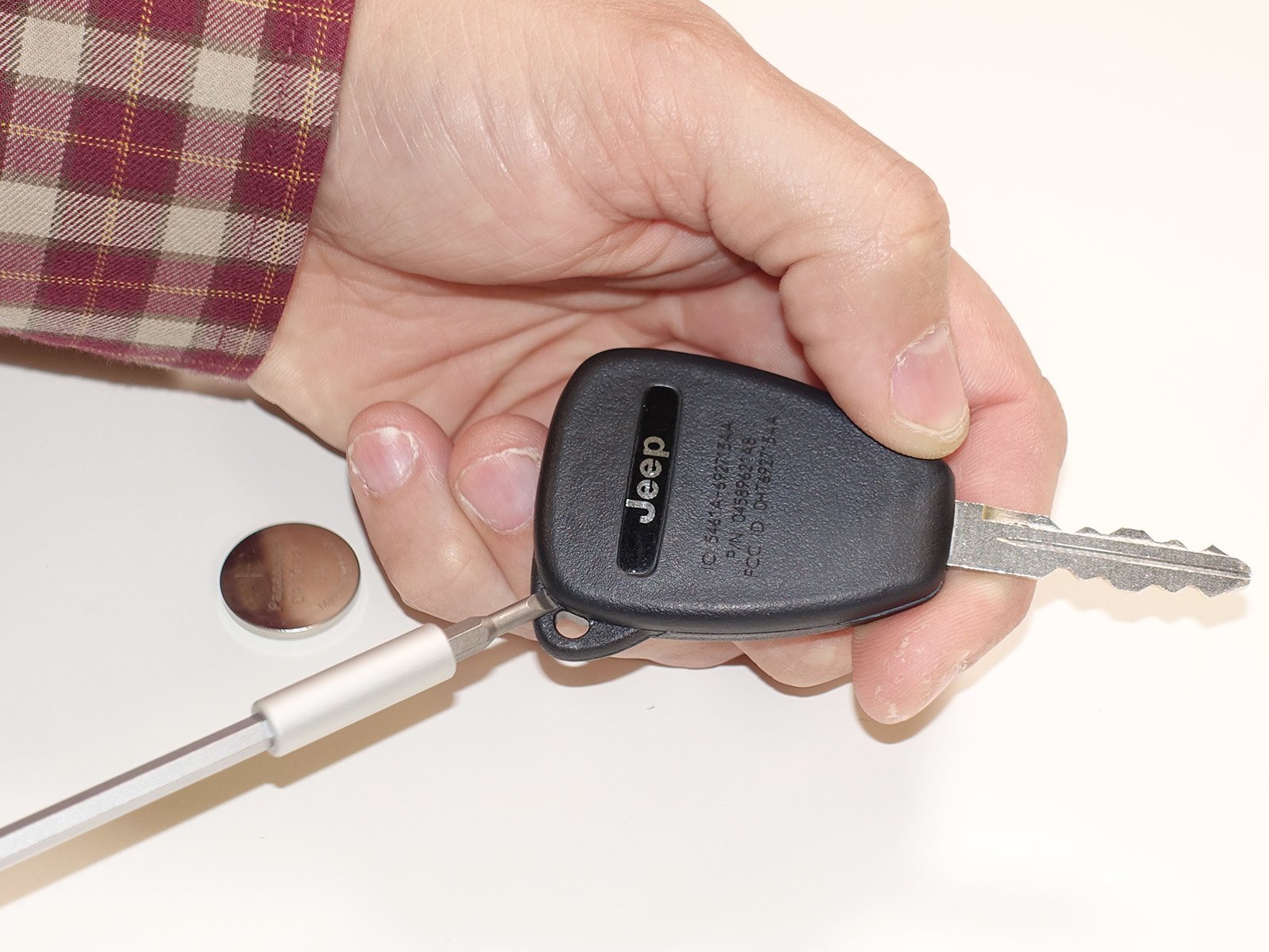 How Do You Start A 2015 Jeep Grand Cherokee With A Dead Key Fob Key