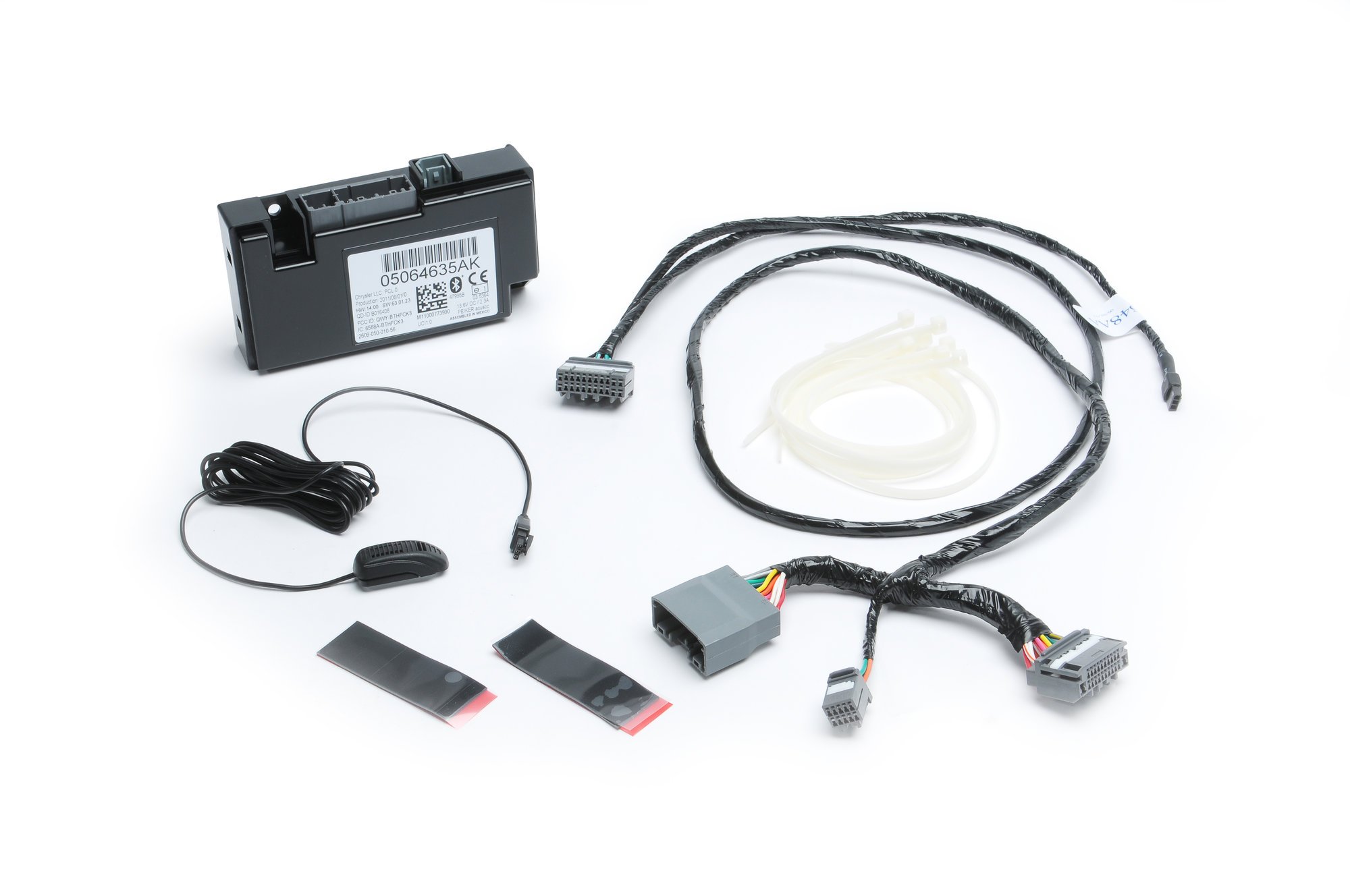 Mopar 82212159 UConnect Phone Kit with iPod Integration for 07-18 Jeep ...