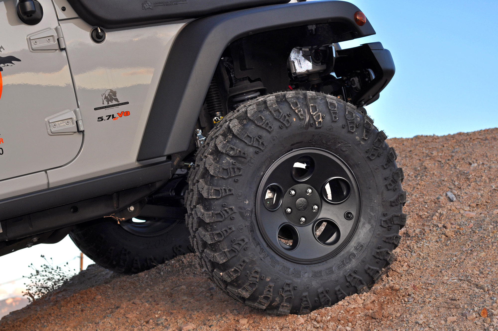AEV 17x8.5 Savegre Wheel in Silver with 5x5 Bolt Pattern for 0716 Jeep