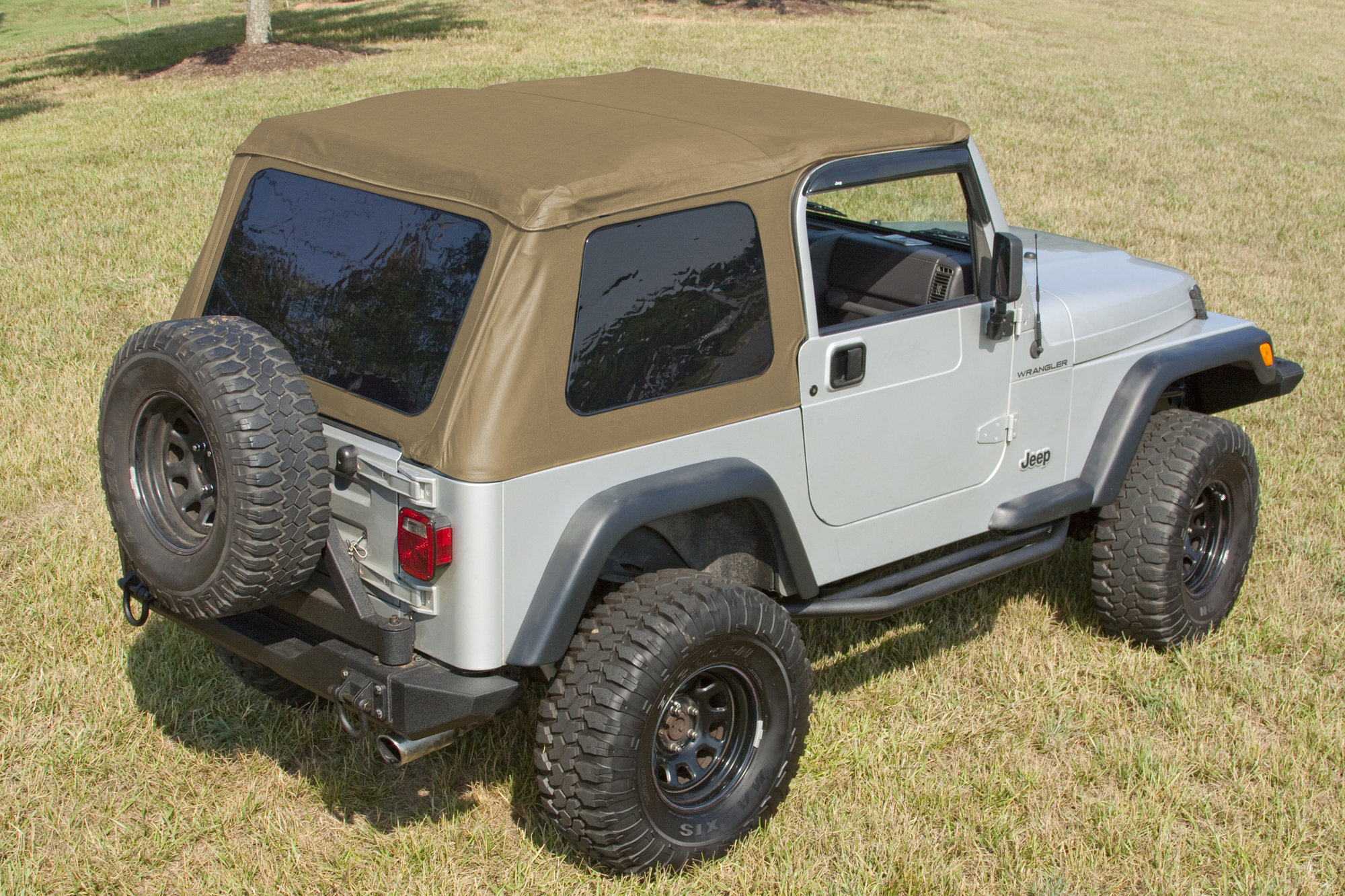 Rugged Ridge XHD Bowless Soft Top for 97-06 Jeep Wrangler TJ | Quadratec