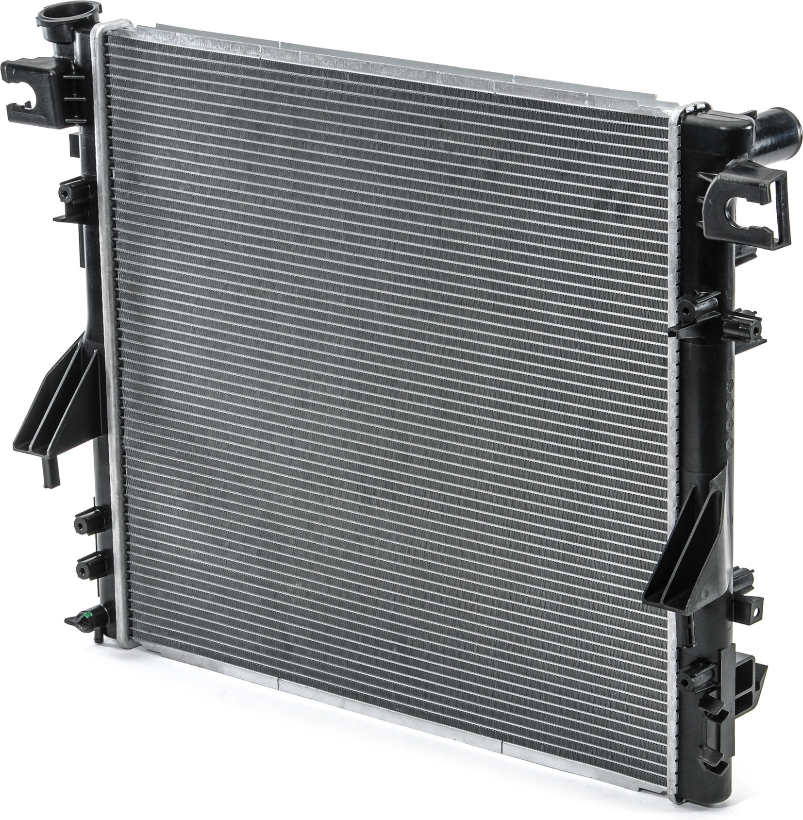 CSF 3592 OE Replacement Radiator with Plastic Tank & Aluminum Core for  07-11 Jeep Wrangler JK | Quadratec