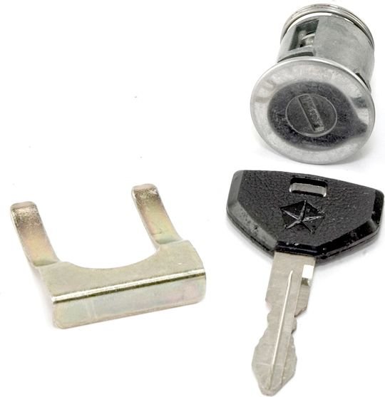 OMIX 11813.03 Door Lock Cylinder with Key for 9394 Jeep Wrangler YJ