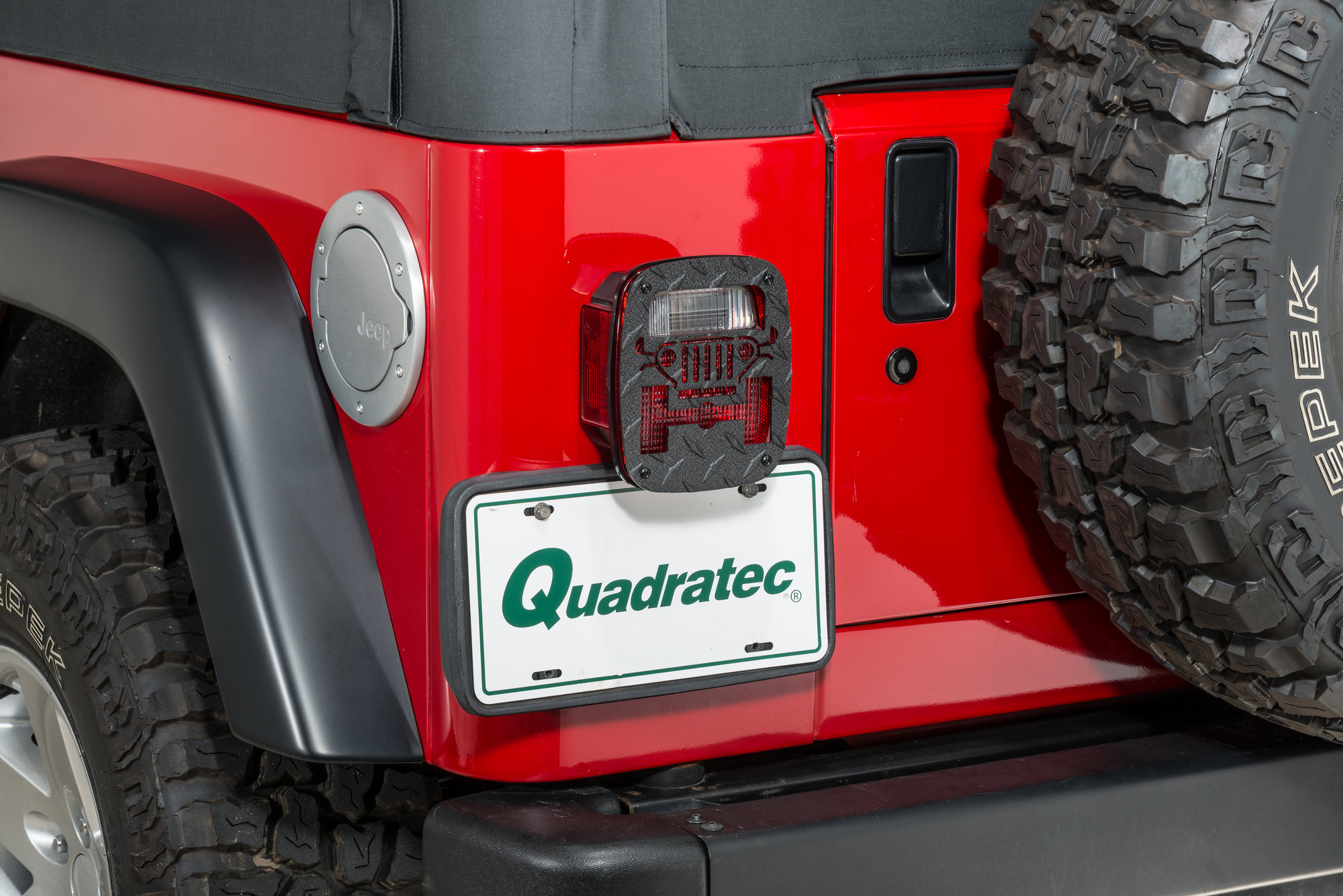 Jeep® Tweaks Tail Light Guards for 7606 Jeep CJ5, CJ7, CJ8