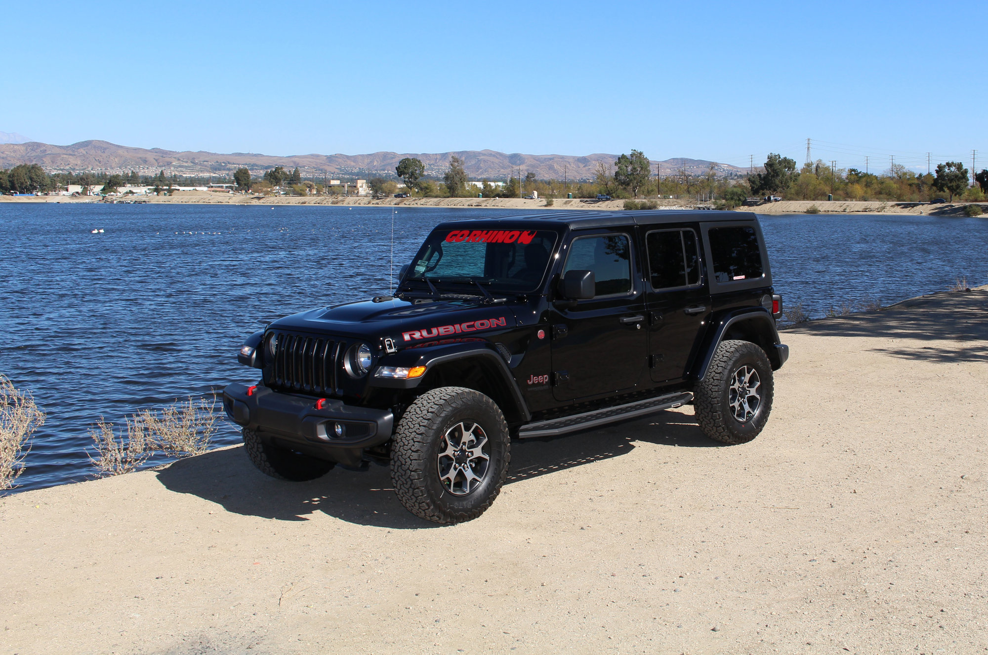 Go Rhino RB20 Running Boards for 18-20 Jeep Wrangler JL Unlimited |  Quadratec