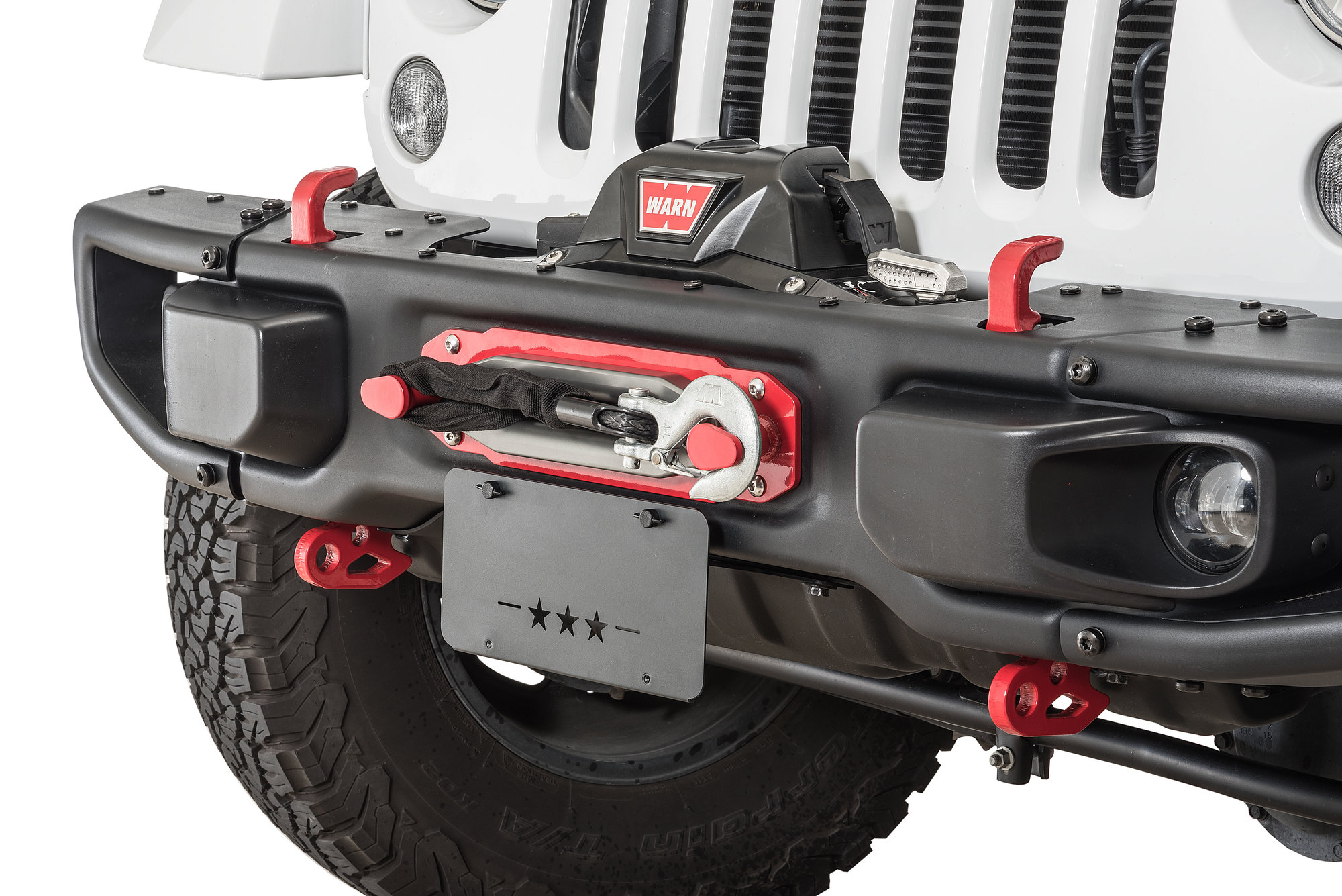 Maximus-3-JL-Front-License-Plate-Bracket-Low-Mount-JL-JL1023LL-Installed-Front-Quarter-HQ.jpg