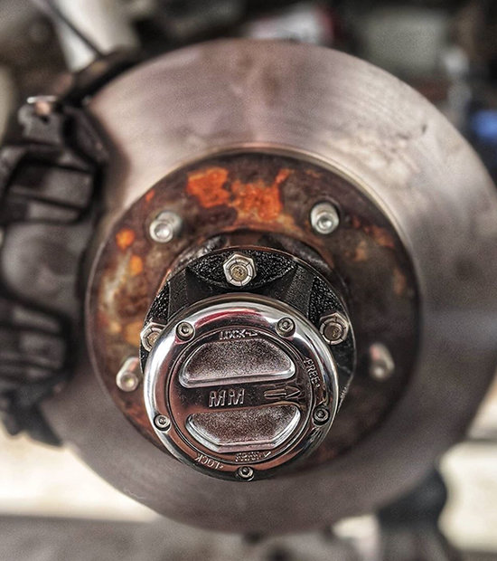 Mile Marker 470 Stainless Steel Manual Locking Hub Set for 8186 Jeep