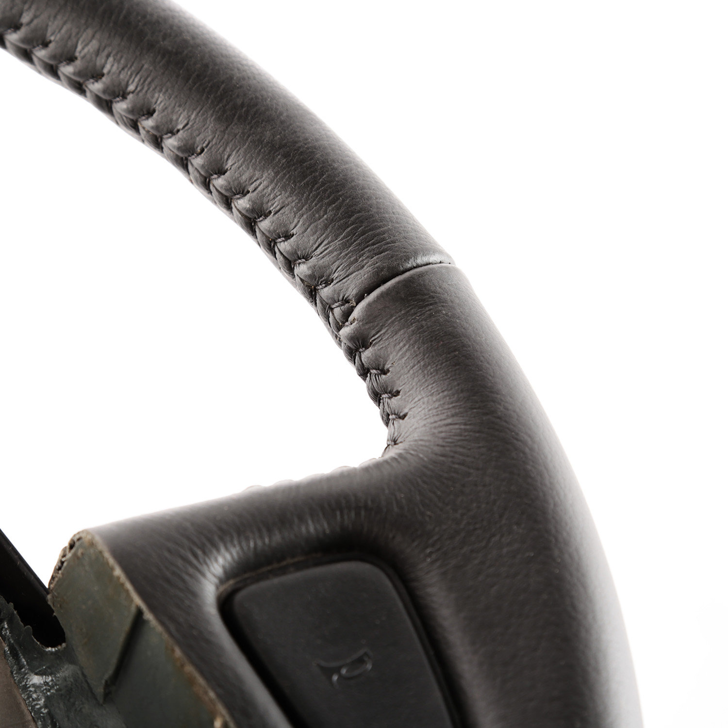 OMIX 5FJ14SX9 Leather Steering Wheel for 95-96 Jeep Cherokee