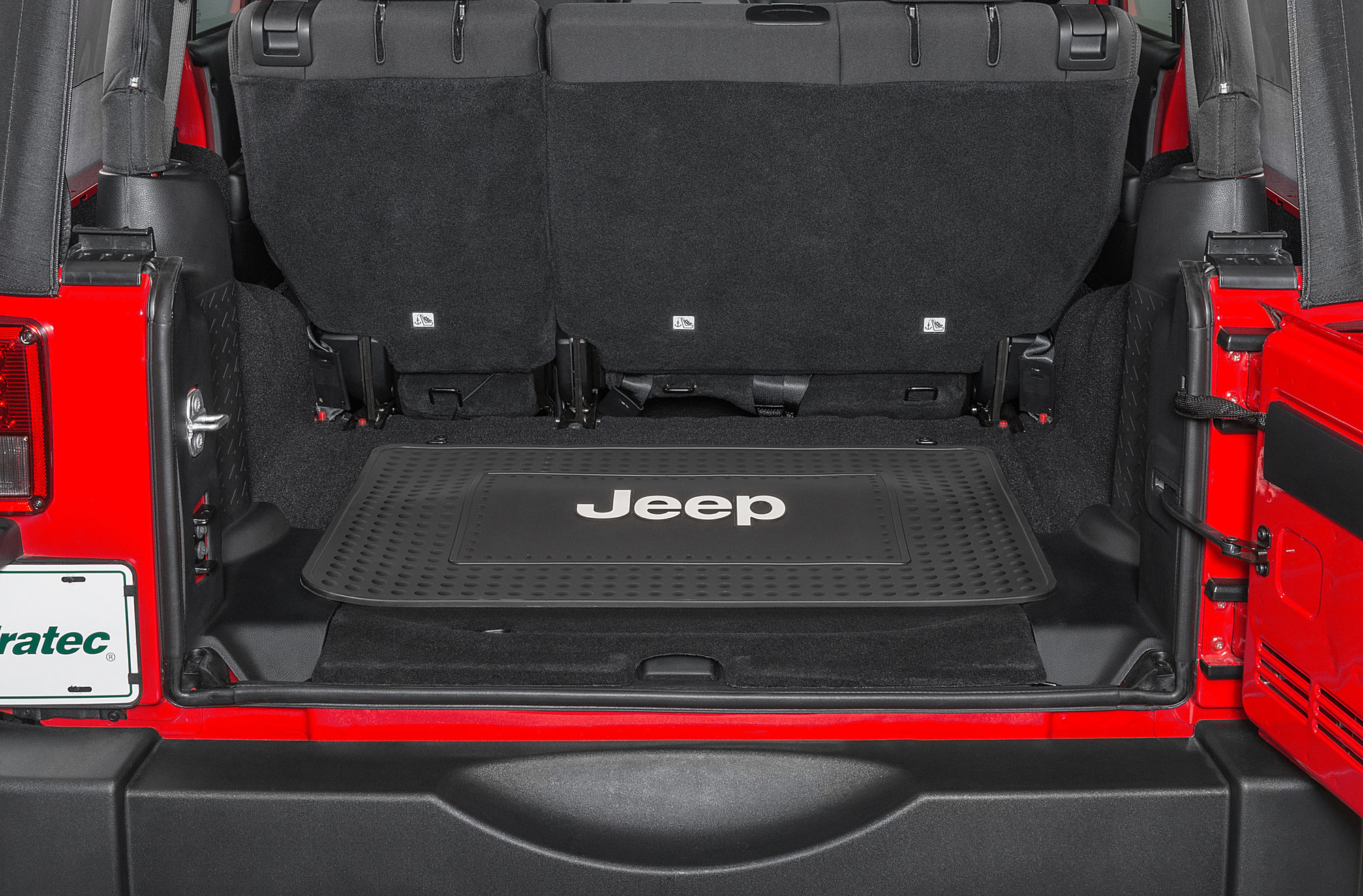 Plasticolor 001095R01 24.5x34.5" Jeep Logo Cargo Mat Quadratec