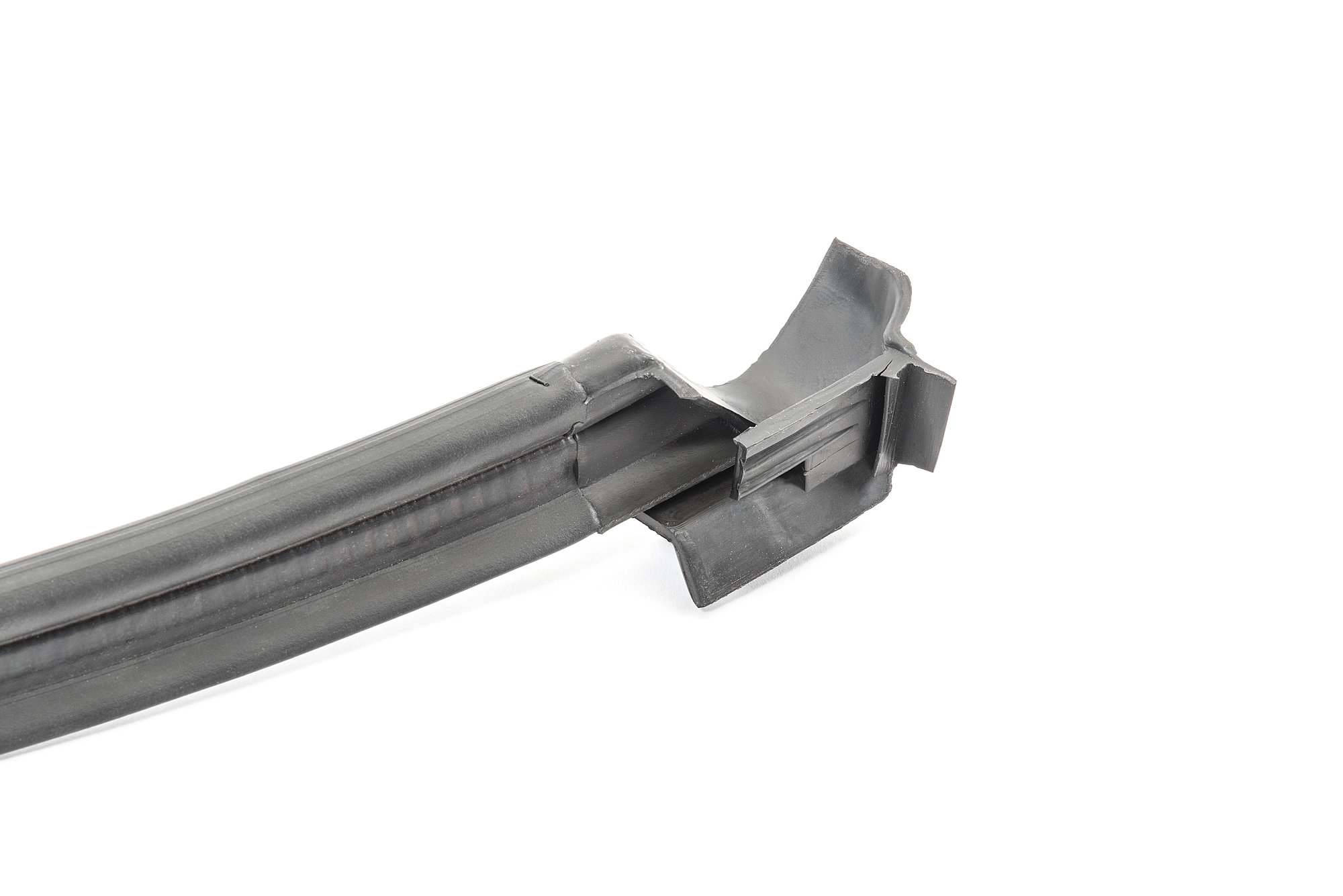 Quadratec Hardtop Liftgate Seal for 0710 Jeep Wrangler & Wrangler