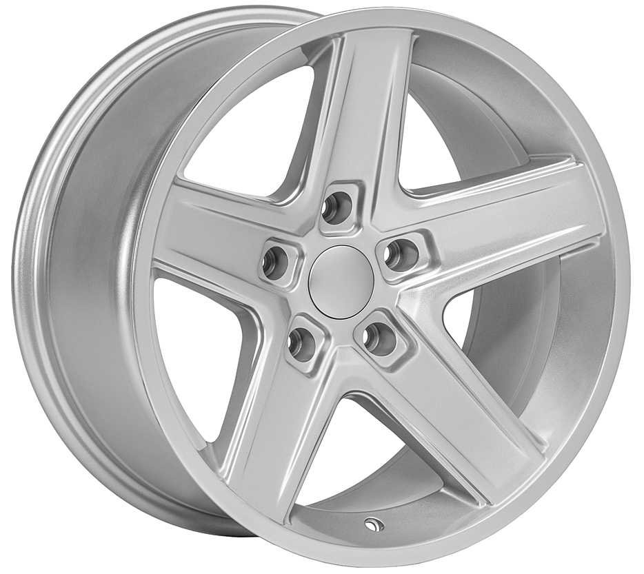 Quadratec Rubicon Xtreme Wheel in Silver for 0719 Jeep Wrangler JK, JL